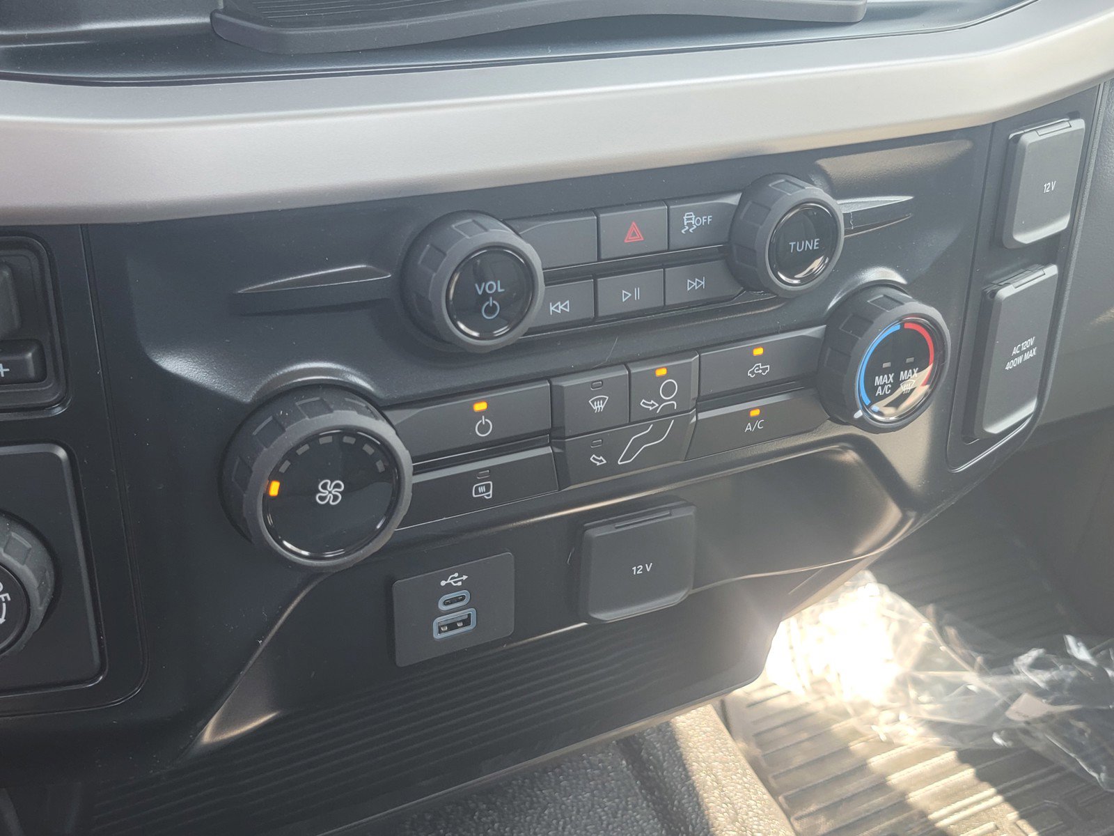 New 2025 Ford F350 XL w/ XL Chrome Package RWD image 16