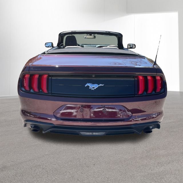 Used 2018 Ford Mustang Convertible image 3