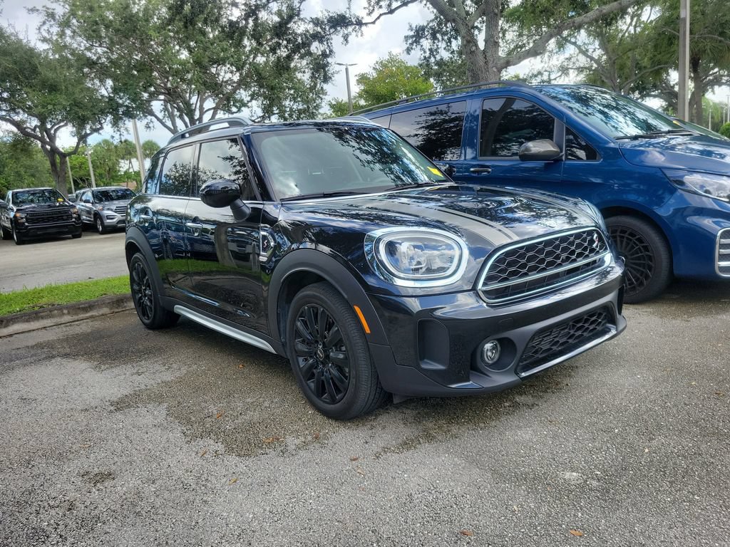 Used 2024 MINI Cooper Countryman S FWD image 3