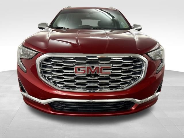 Used 2019 GMC Terrain Denali w/ Advanced Safety Package image 3