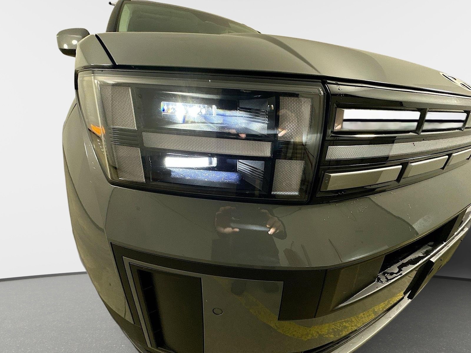 Used 2025 Hyundai Santa Fe SEL image 10