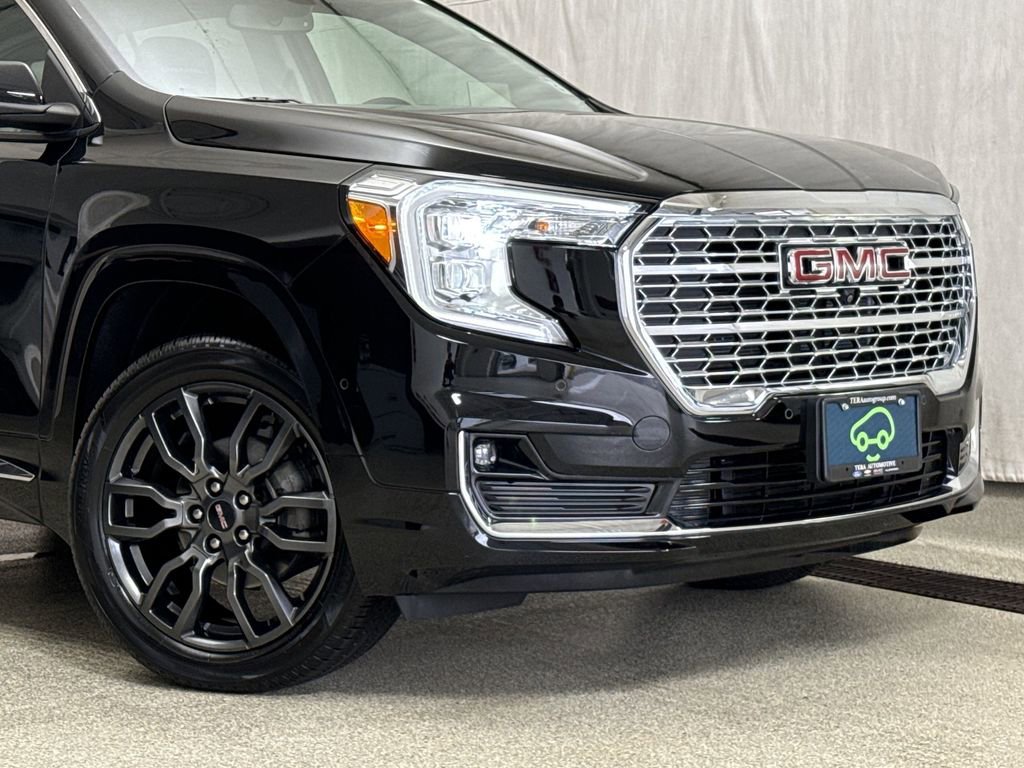 Certified 2023 GMC Terrain Denali w/ Black Diamond Edition image 2