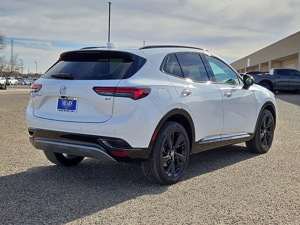 Used 2023 Buick Envision Essence w/ Sport Touring Package image 5