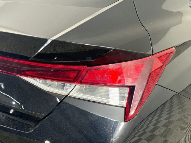 Used 2021 Hyundai Elantra SEL w/ Cargo Package FWD image 33