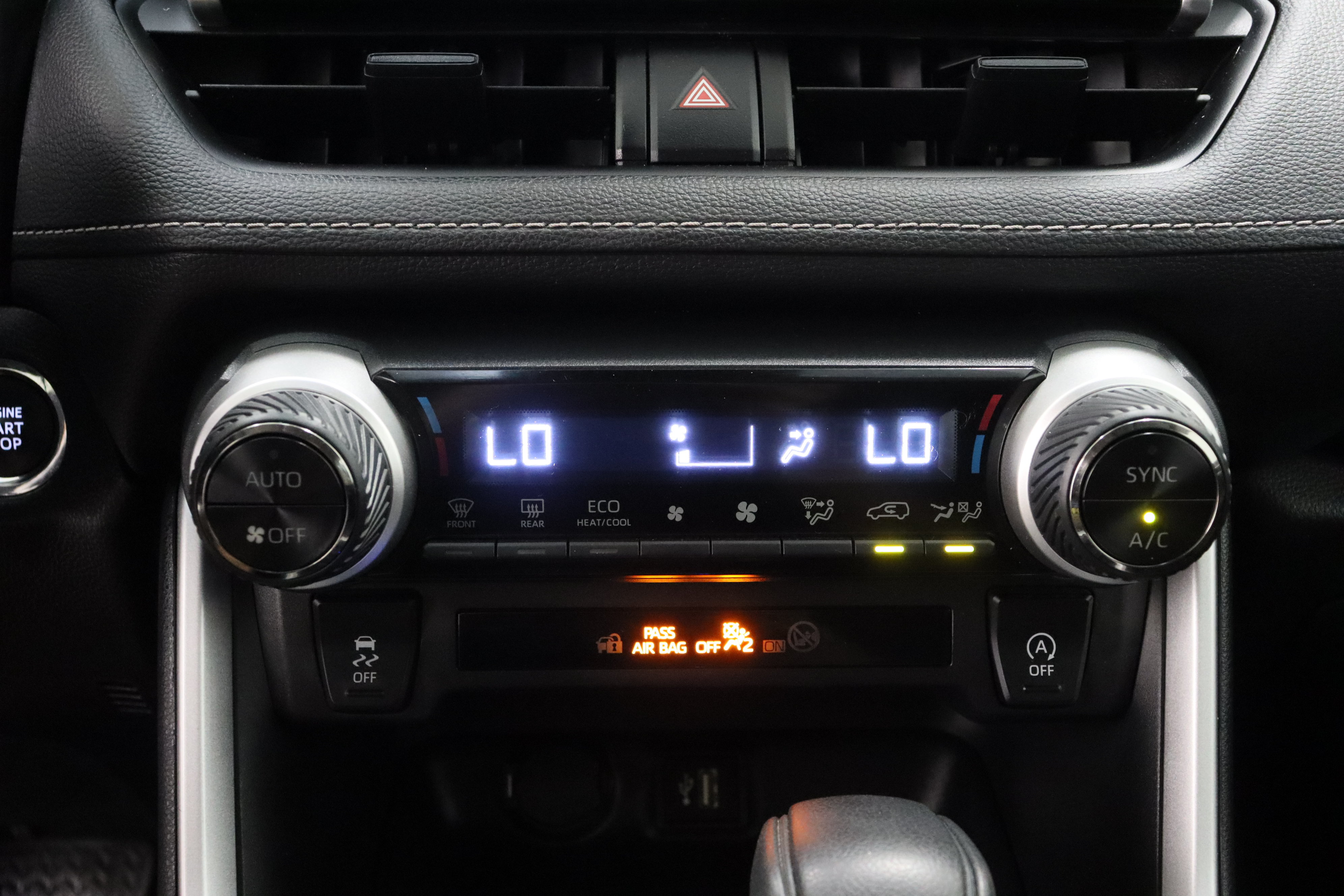 Used 2025 Toyota RAV4 XLE w/ Convenience Package AWD/4WD image 20