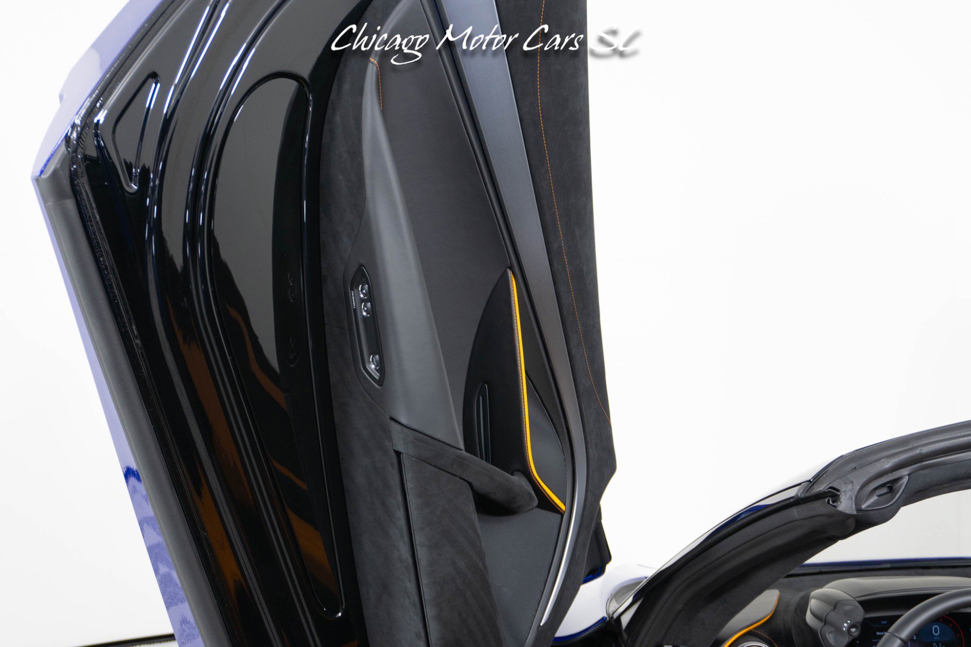 Used 2026 McLaren 750S Spider RWD image 47