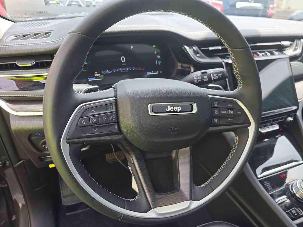 Used 2024 Jeep Grand Cherokee Limited 4xe AWD/4WD image 15