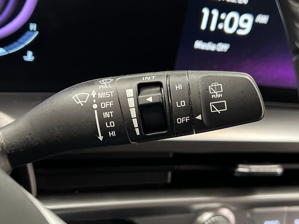 Used 2025 Kia Telluride S image 54