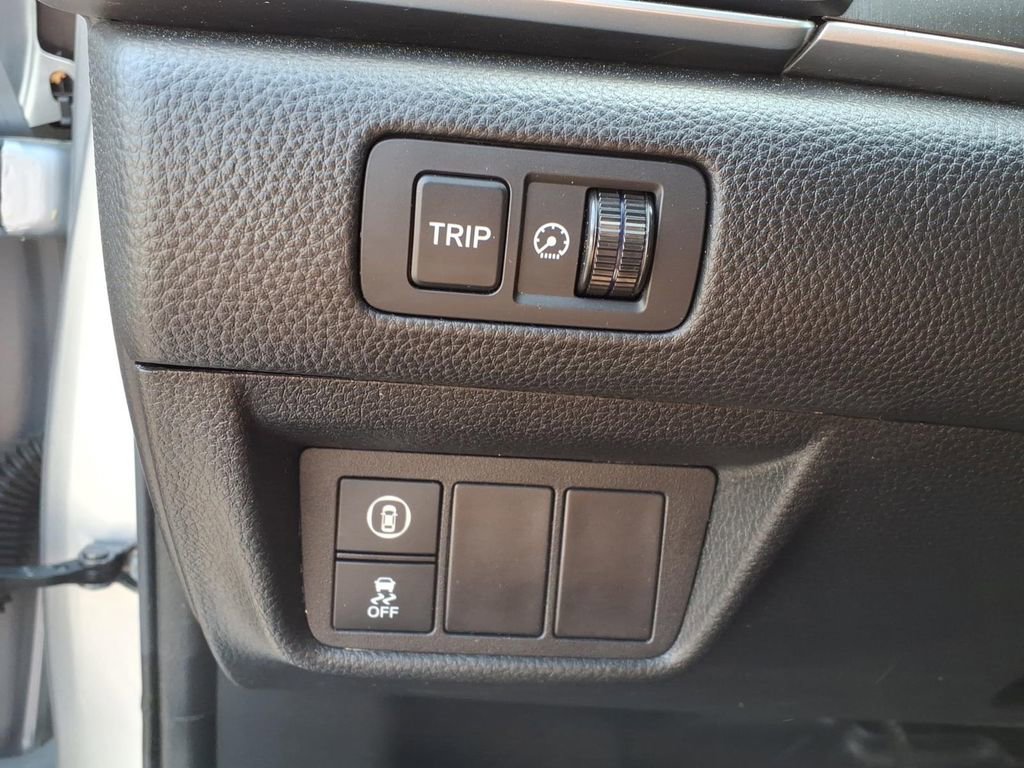Used 2022 Honda Accord LX image 27