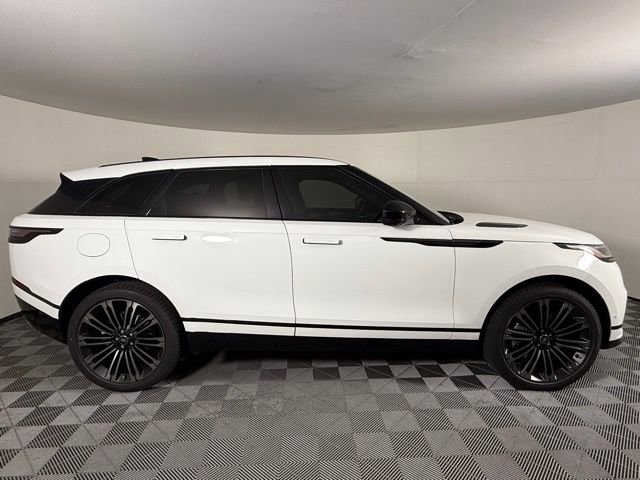 New 2026 Land Rover Range Rover Velar Dynamic SE image 10