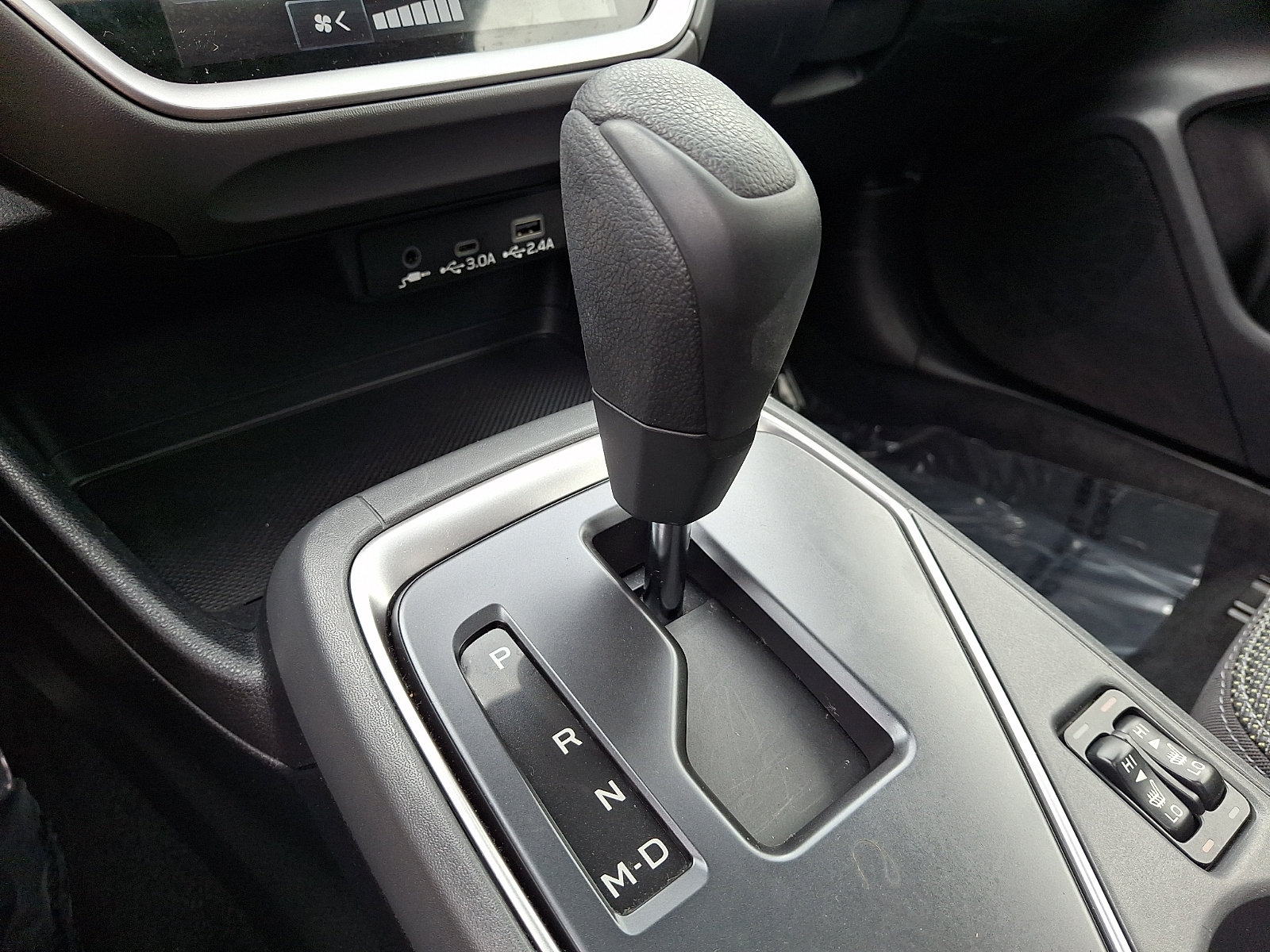 Used 2024 Subaru Crosstrek 2.0i Premium AWD/4WD image 14