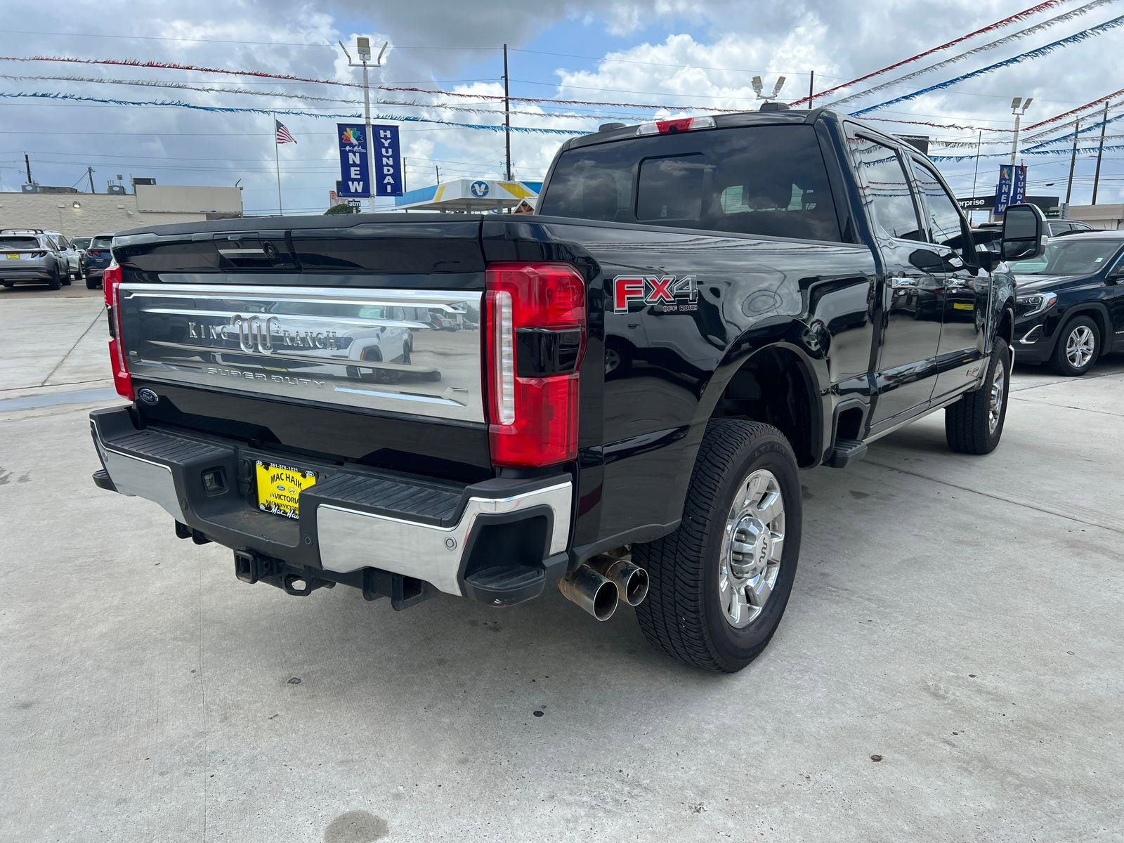 Used 2024 Ford F250 King Ranch w/ Chrome Package AWD/4WD image 19