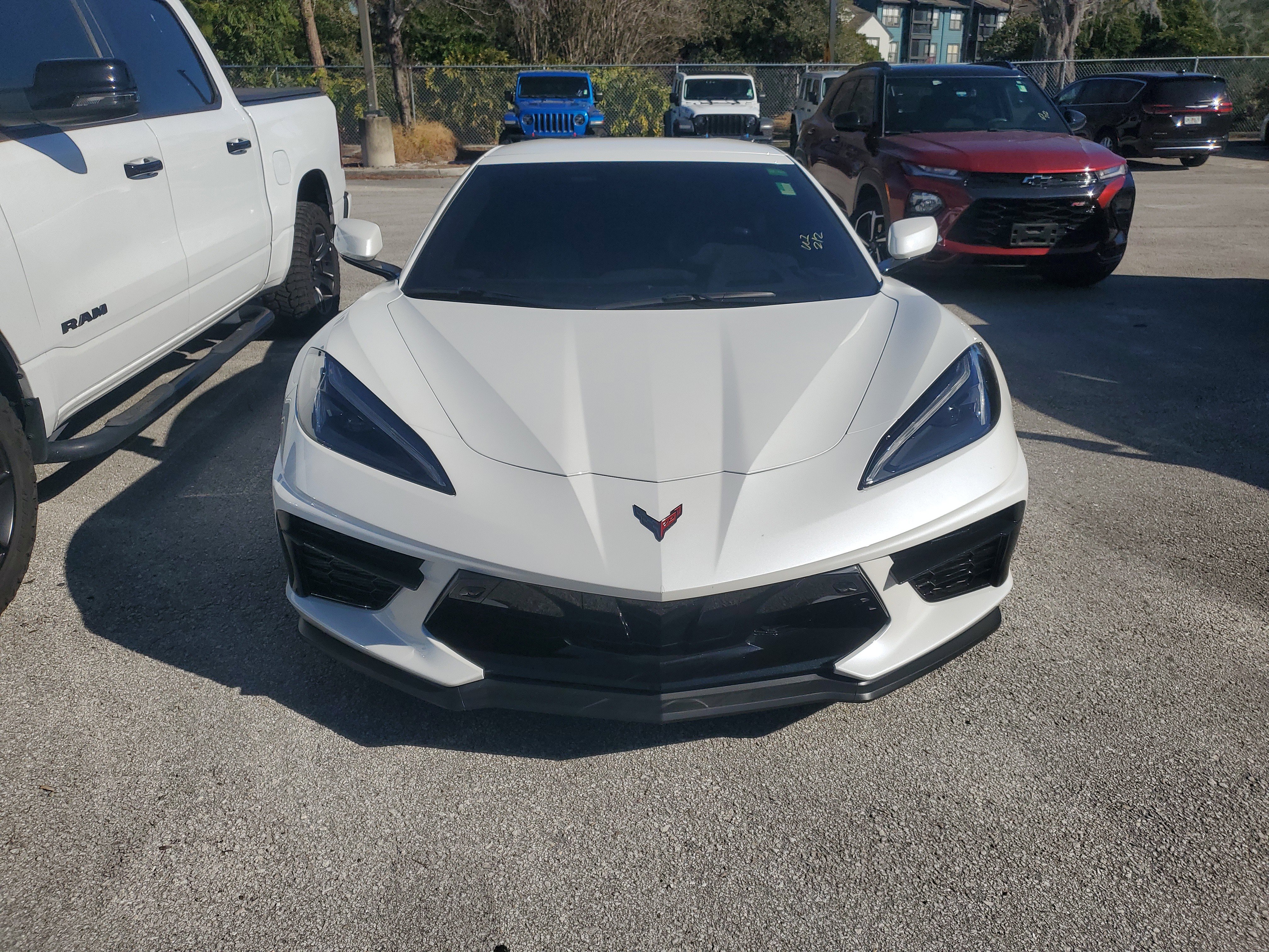Used 2023 Chevrolet Corvette Stingray Premium Conv w/ Z51 Performance Package image 2