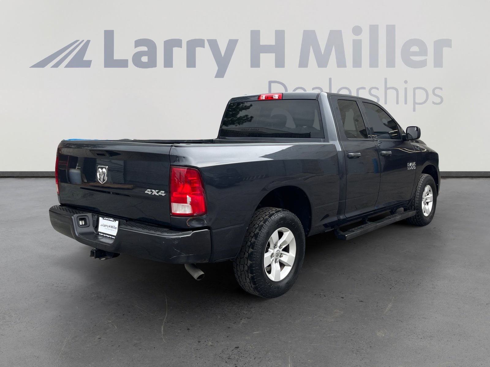Used 2017 RAM 1500 Express image 5