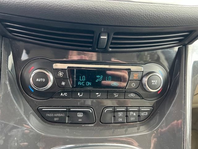 Used 2014 Ford Escape Titanium w/ Equipment Group 401A FWD image 22