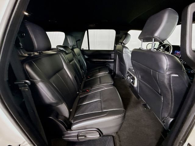 Used 2020 Ford Expedition Max XLT w/ Equipment Group 202A image 28