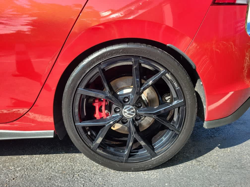 Used 2024 Volkswagen GTI S FWD image 28