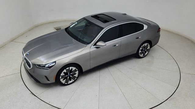 Used 2025 BMW i5 xDrive40 image 77