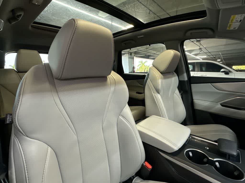 Used 2024 Acura MDX w/ Technology Package FWD image 27