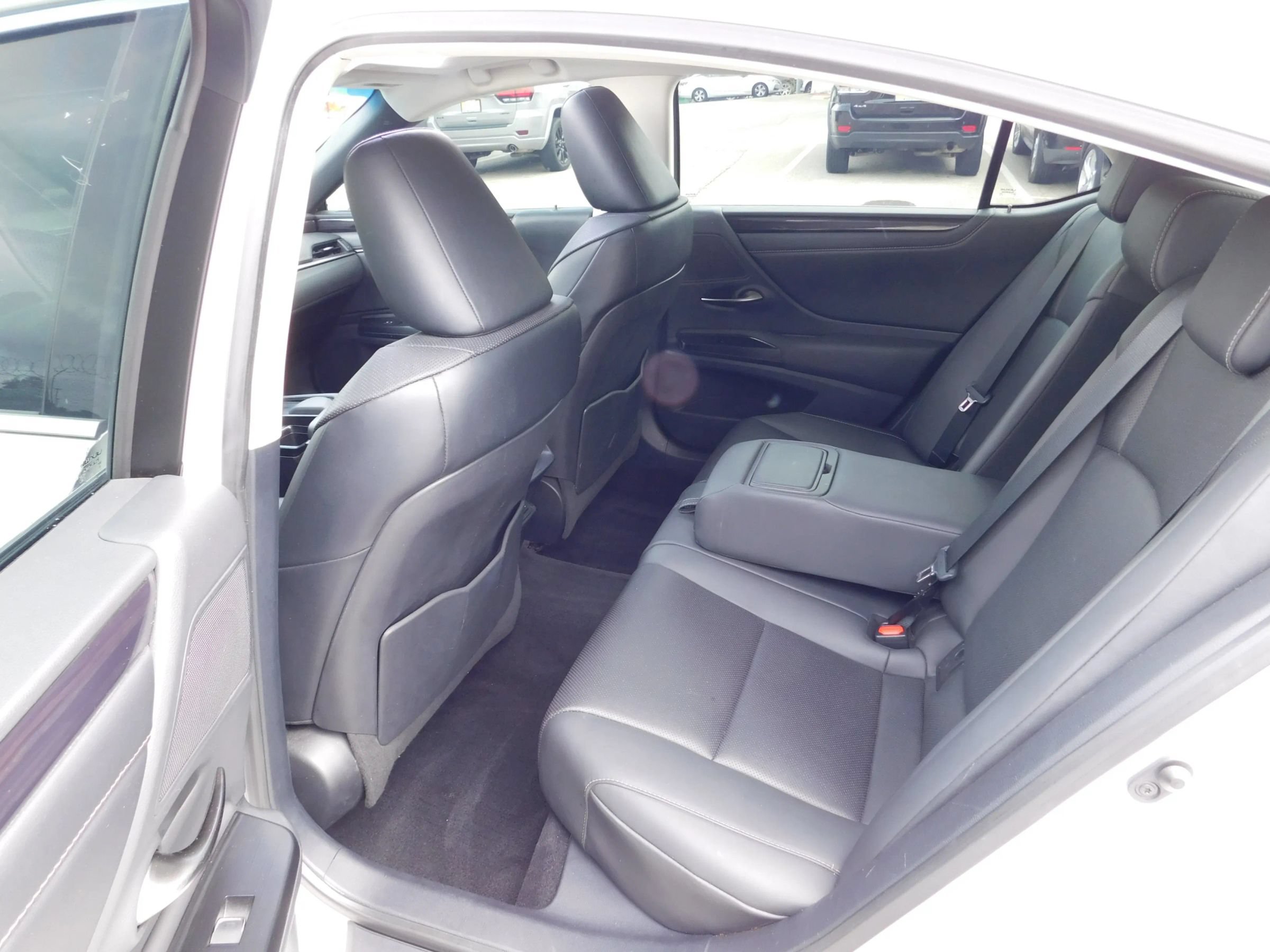 Used 2021 Lexus ES 350 w/ Premium Package FWD image 11