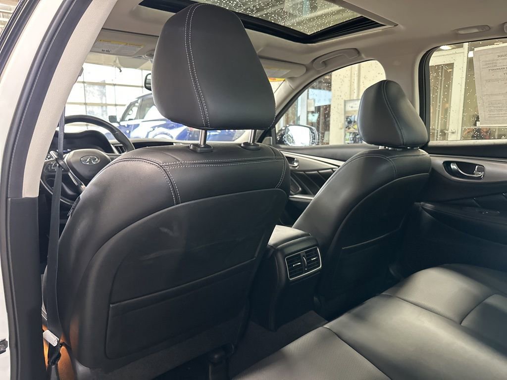 Certified 2023 INFINITI Q50 Luxe w/ Cargo Package AWD/4WD image 40