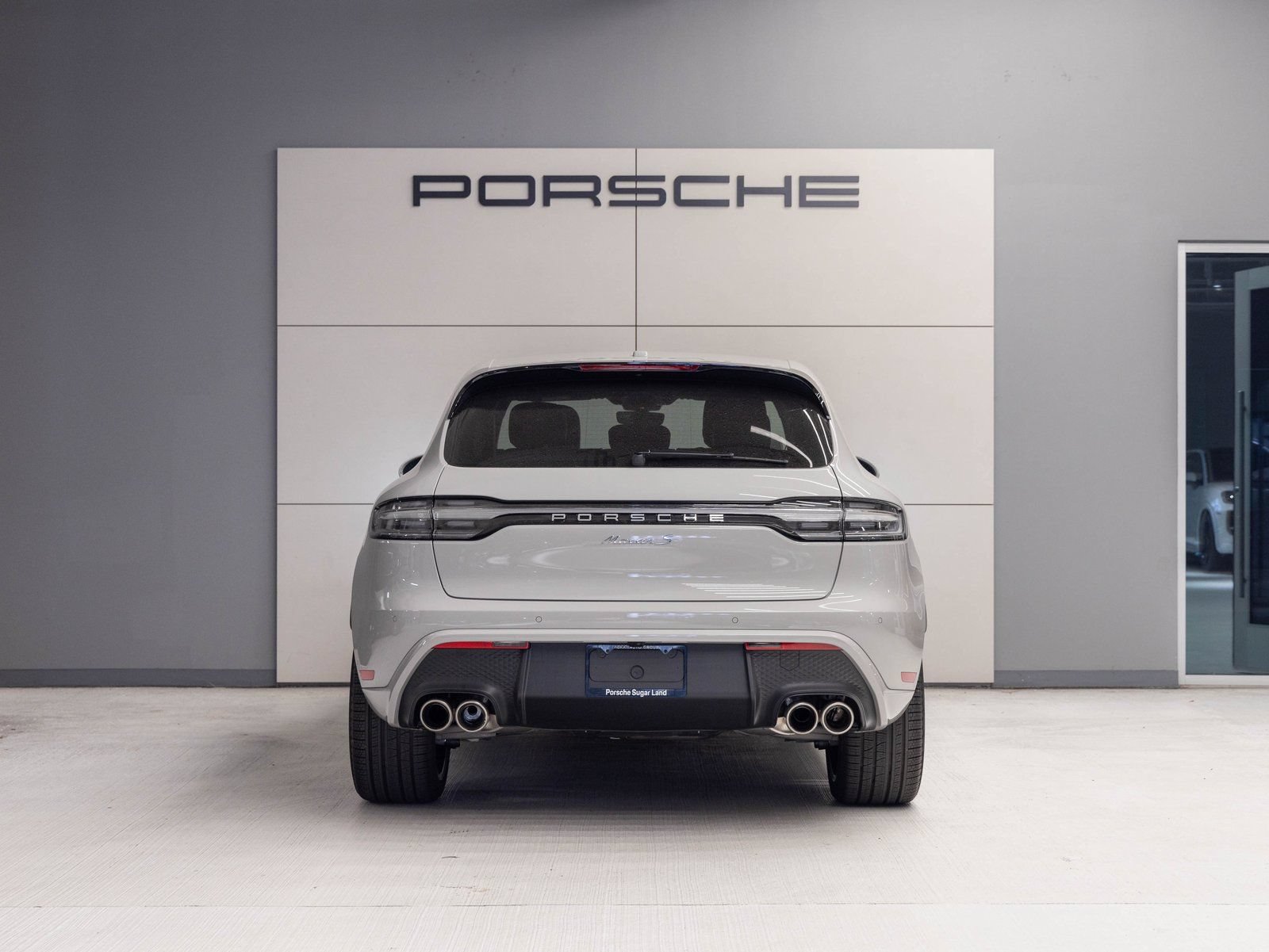 Certified 2026 Porsche Macan S AWD/4WD image 6