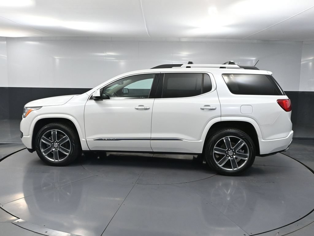 Used 2018 GMC Acadia Denali w/ Technology Package AWD/4WD image 6