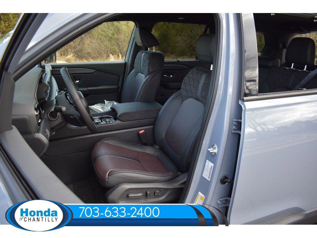 New 2026 Honda Pilot Black Edition image 27