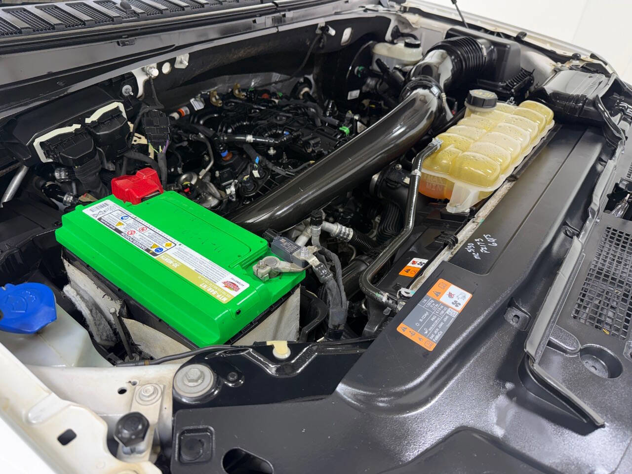 Used 2019 Ford Expedition Limited w/ Equipment Group 302A RWD image 9