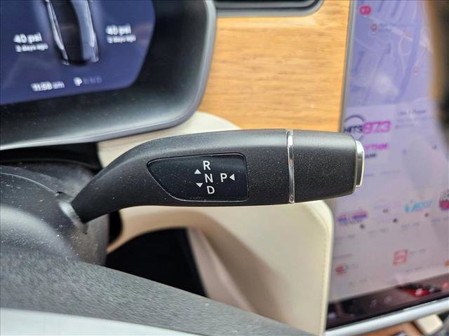 Used 2020 Tesla Model S Long Range Plus image 11