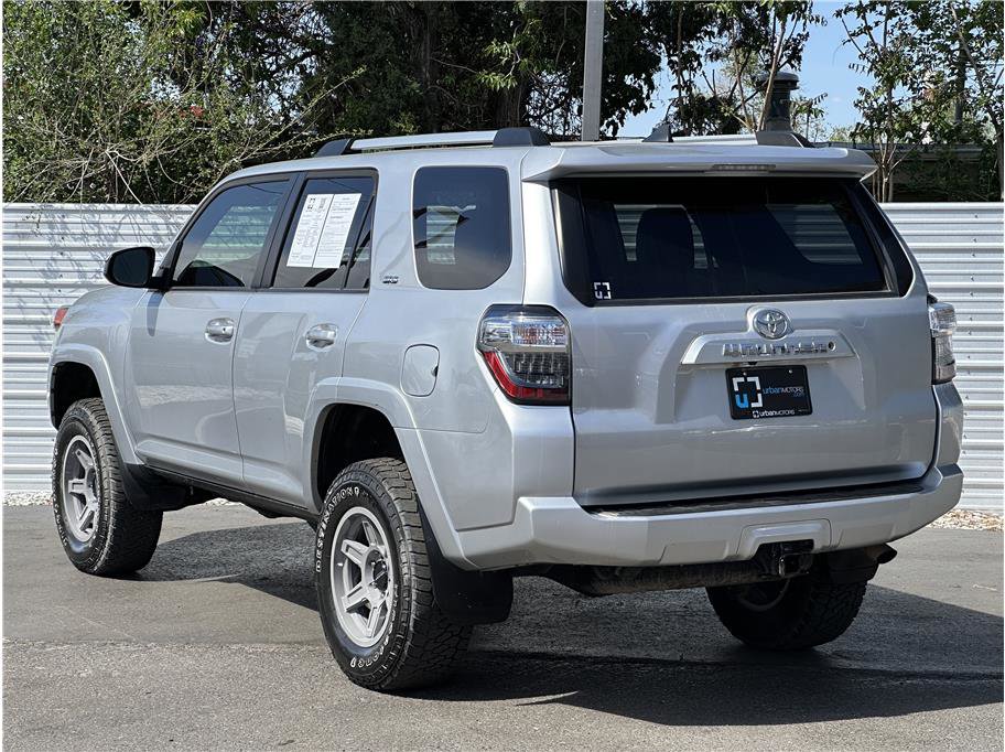 Used 2021 Toyota 4Runner SR5 AWD/4WD image 12