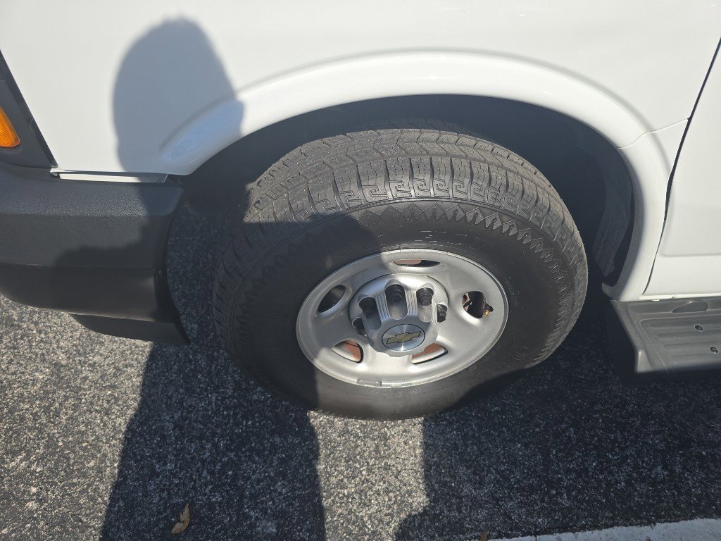 Used 2023 Chevrolet Express 3500 LS image 10