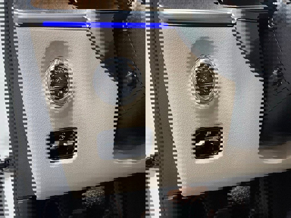 Used 2022 Mercedes-Benz C 300 C 300 image 19