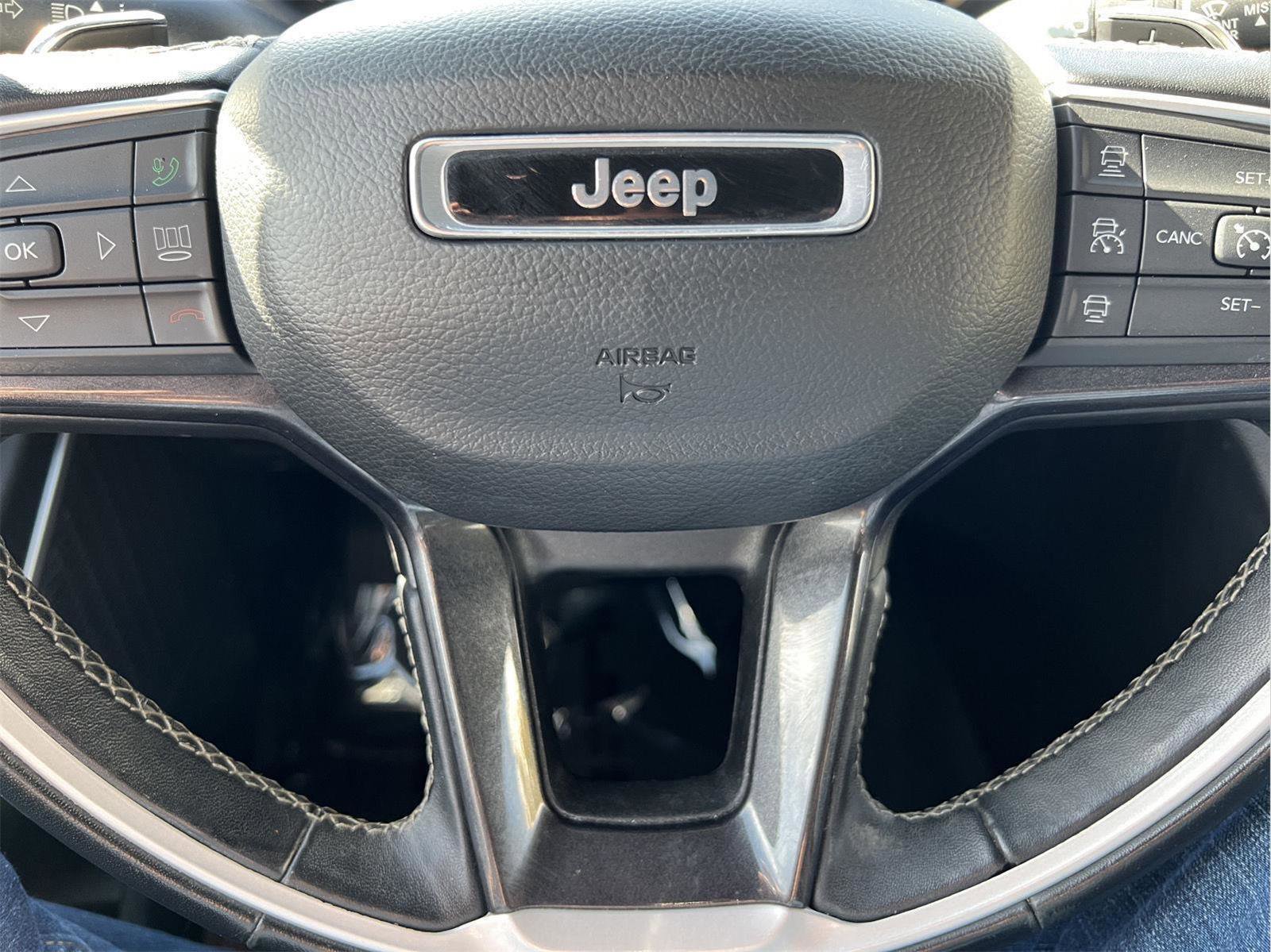 Used 2022 Jeep Grand Cherokee Altitude image 24