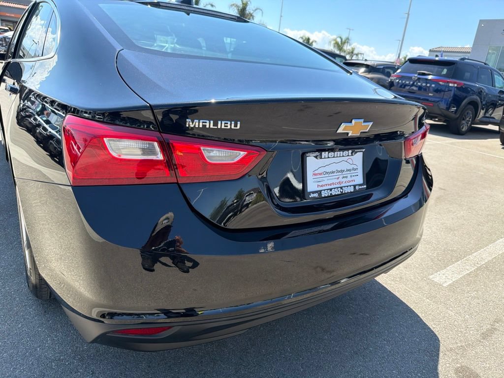 Used 2023 Chevrolet Malibu LT FWD image 13