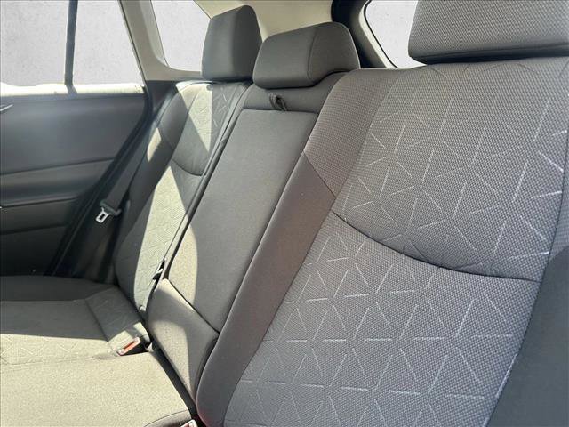 Used 2020 Toyota RAV4 XLE image 22
