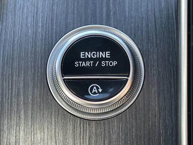 Used 2023 Mercedes-Benz C 300 Sedan image 28