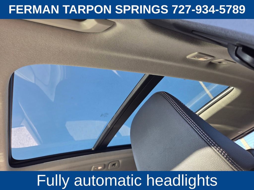 Certified 2025 Volvo XC40 B5 Core image 24