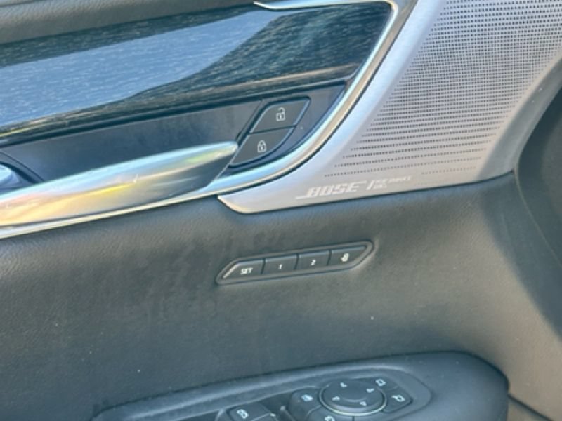 Used 2021 Cadillac XT5 Premium Luxury FWD image 9