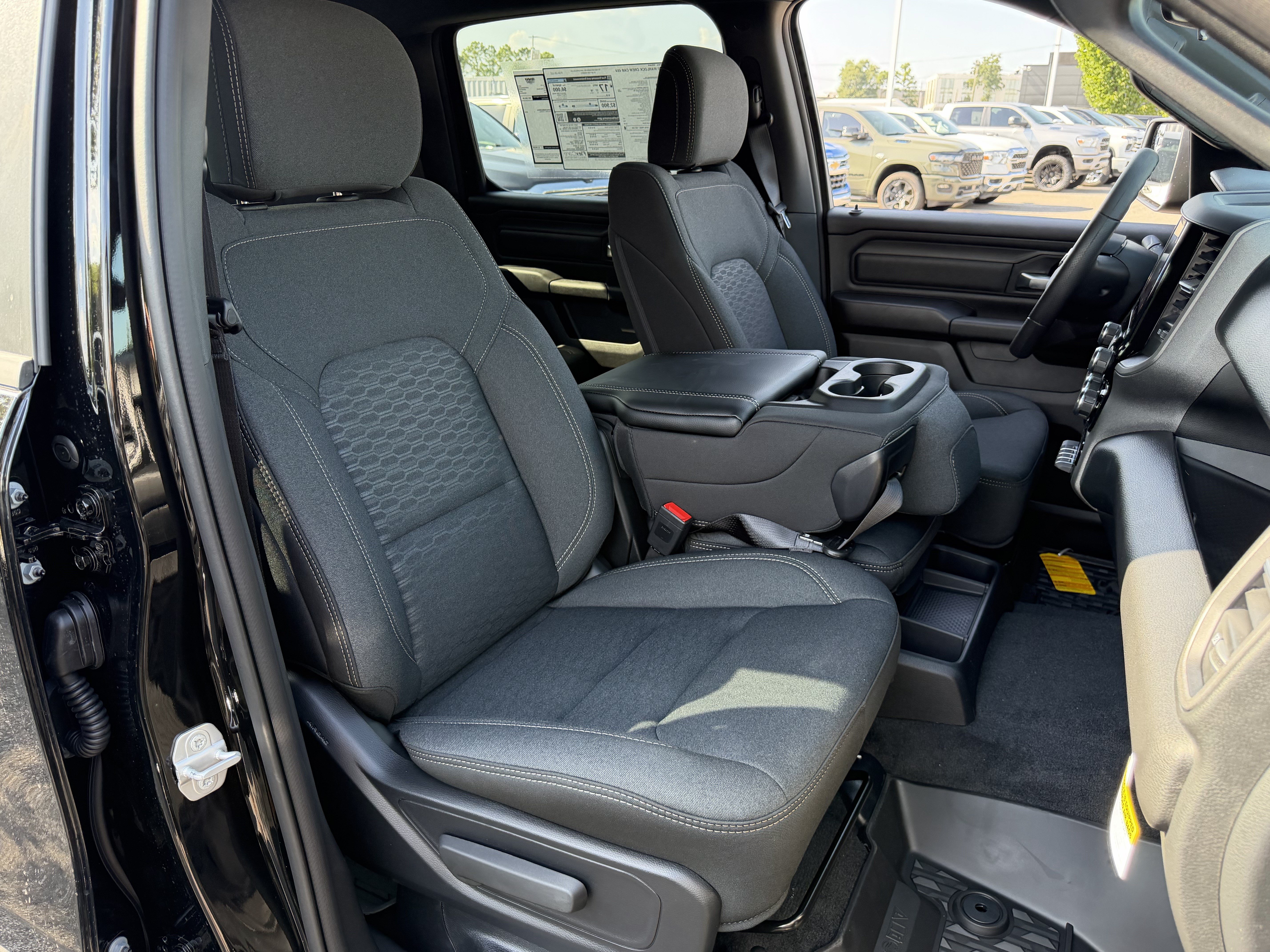 New 2026 RAM 1500 Warlock AWD/4WD image 33