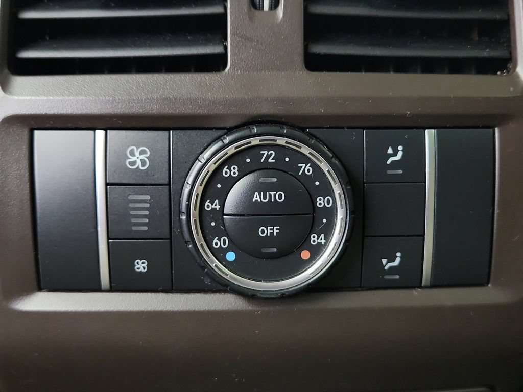 Used 2019 Mercedes-Benz GLS 450 4MATIC image 32
