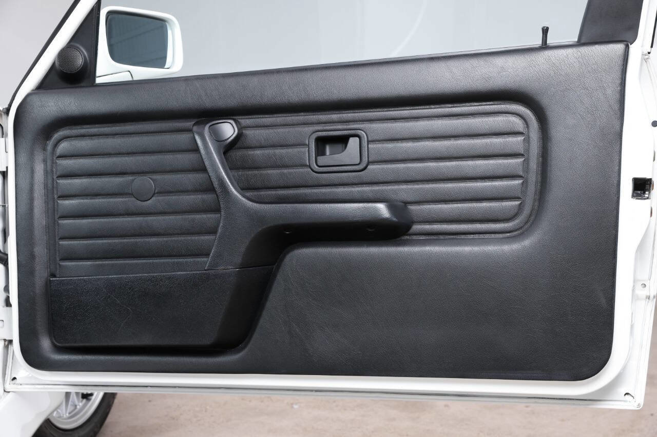 Used 1988 BMW M3 Coupe image 95