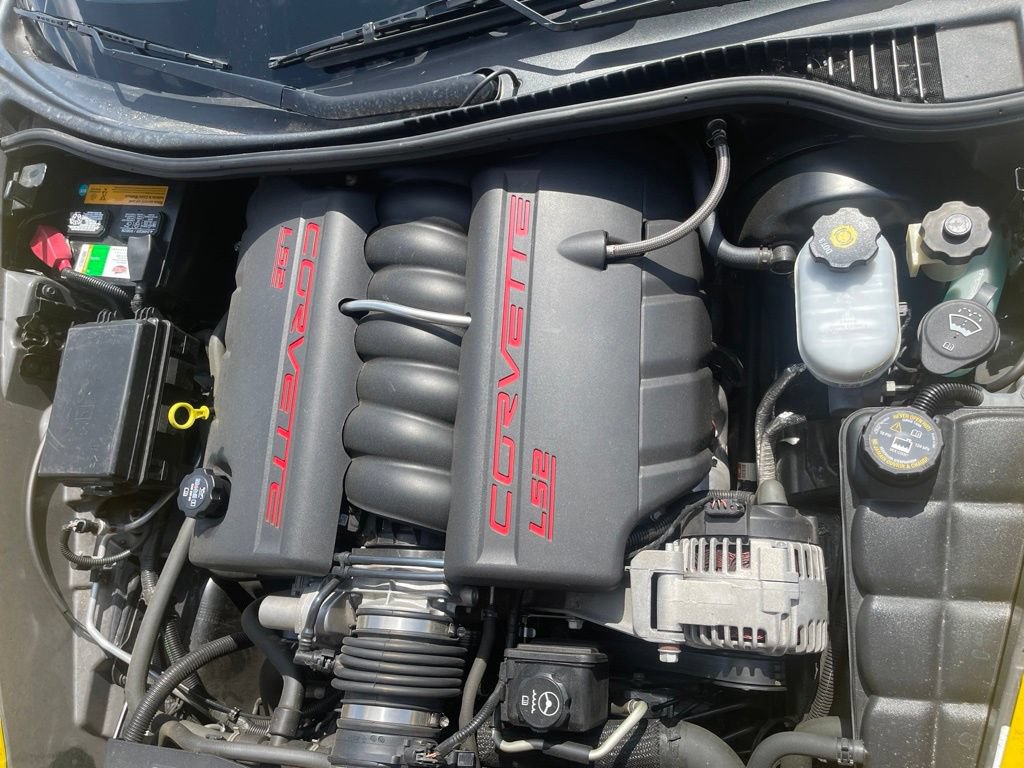 Used 2005 Chevrolet Corvette Convertible w/ Preferred Equipment Group RWD image 9