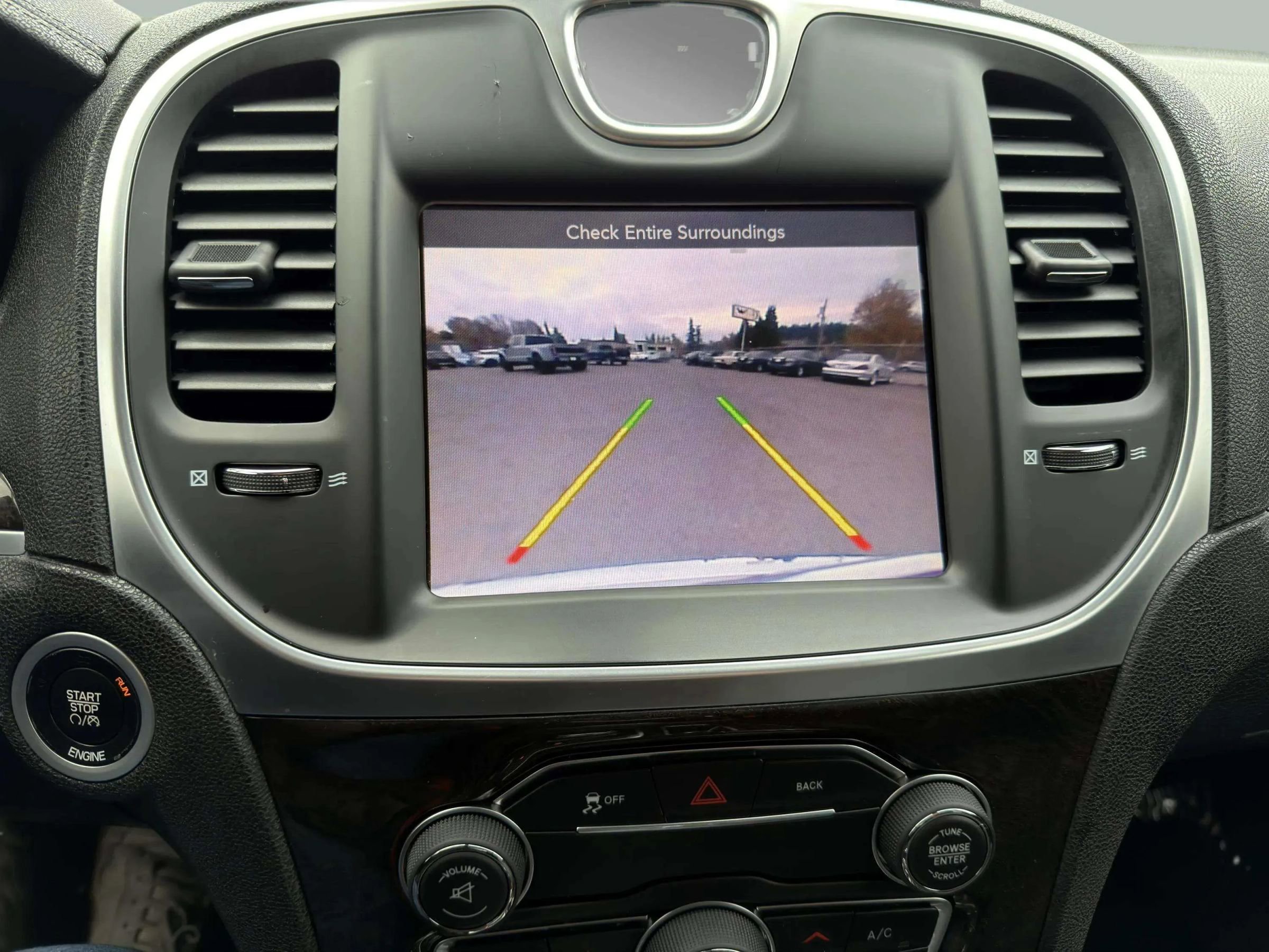 Used 2016 Chrysler 300 C image 23