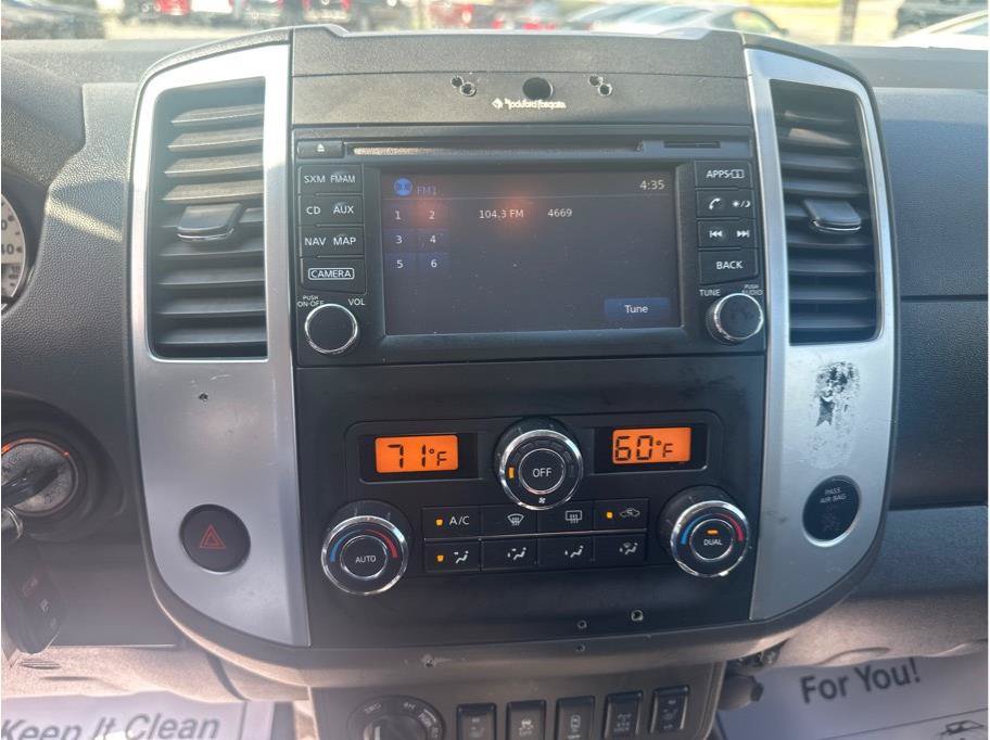 Used 2017 Nissan Frontier PRO-4X w/ Pro-4x Luxury Package AWD/4WD image 15