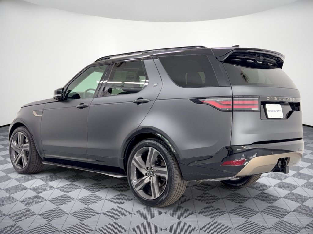 New 2026 Land Rover Discovery Limited Edition AWD/4WD image 3