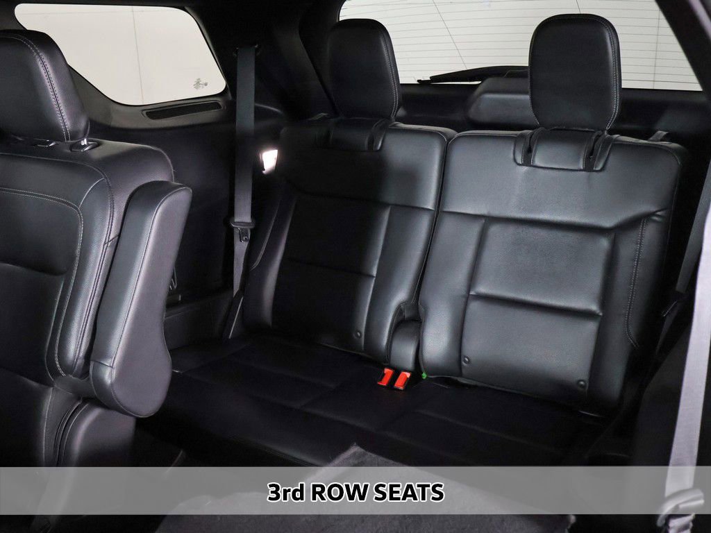 Used 2020 Ford Explorer XLT w/ Equipment Group 202A AWD/4WD image 6