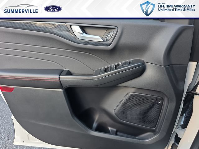 New 2026 Ford Escape ST-Line w/ Tech Pack #1 FWD image 29