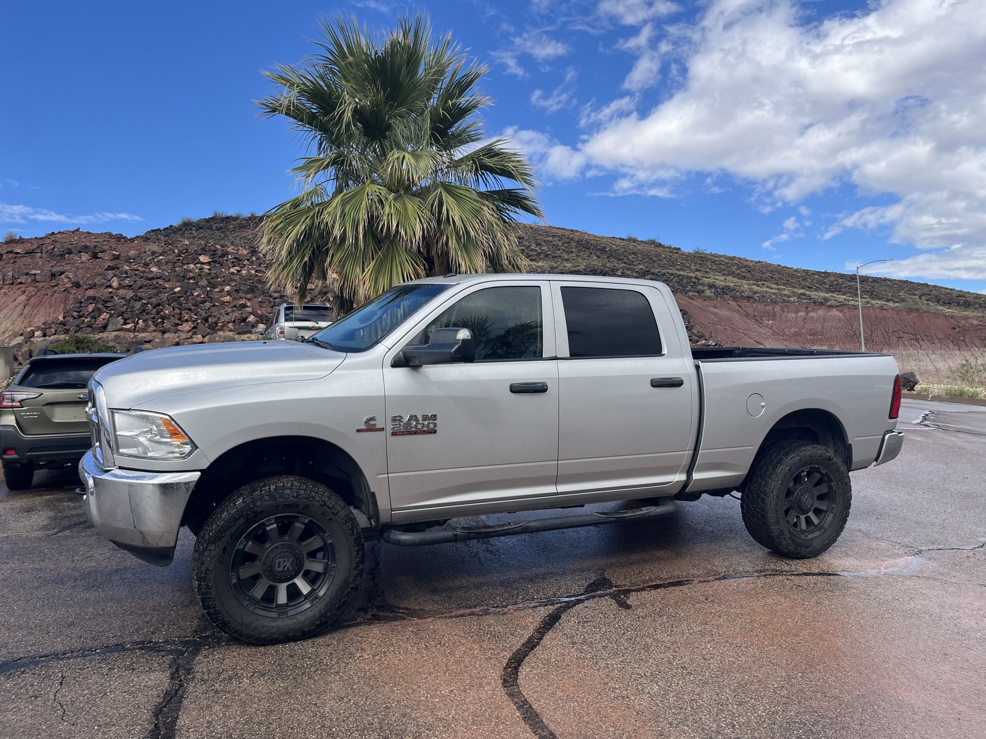 Used 2016 RAM 2500 Tradesman w/ Chrome Appearance Group AWD/4WD image 6