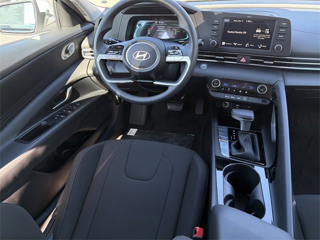 New 2026 Hyundai Elantra Blue image 22